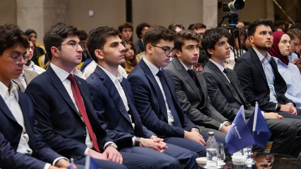 Prof. Dr. Erhan Afyoncu Bosphorus Diplomasi Forumu’nda Konuştu: “Nüfus Meselesini Toparlayamazsak 2100’de Anadolu’da Türk Diye Bir Şey Kalmayacak”